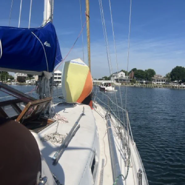 Wind catchers are amazing. Effectively air conditioning on the hook. 