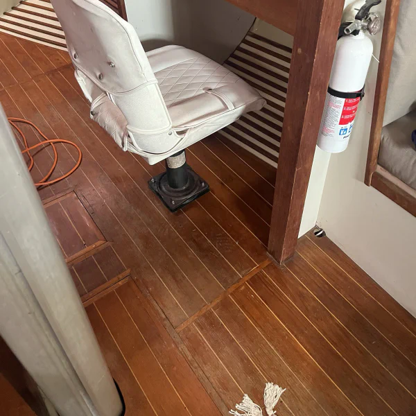 The nav desk (not a great shot, better to come)